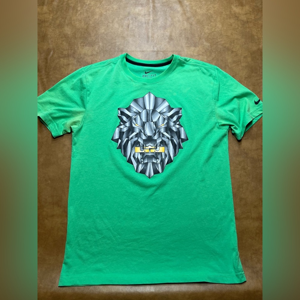Nike - Green LeBron James Shirt - Medium